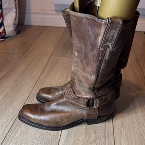 Boulet  Distressed Brown Leather Boots